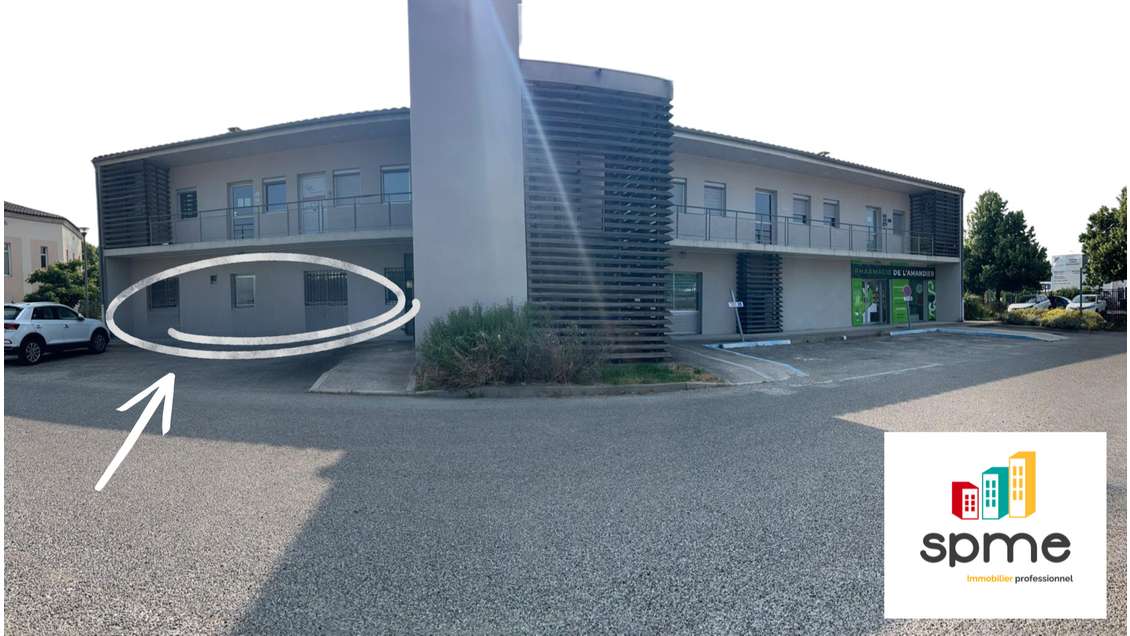 Vente local en centre médical à  Avignon Réalpanie