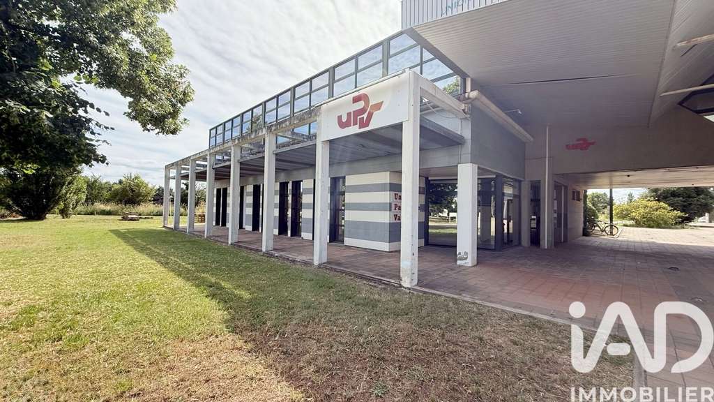 Vente murs commerciaux 238m² Agroparc, Montfavet