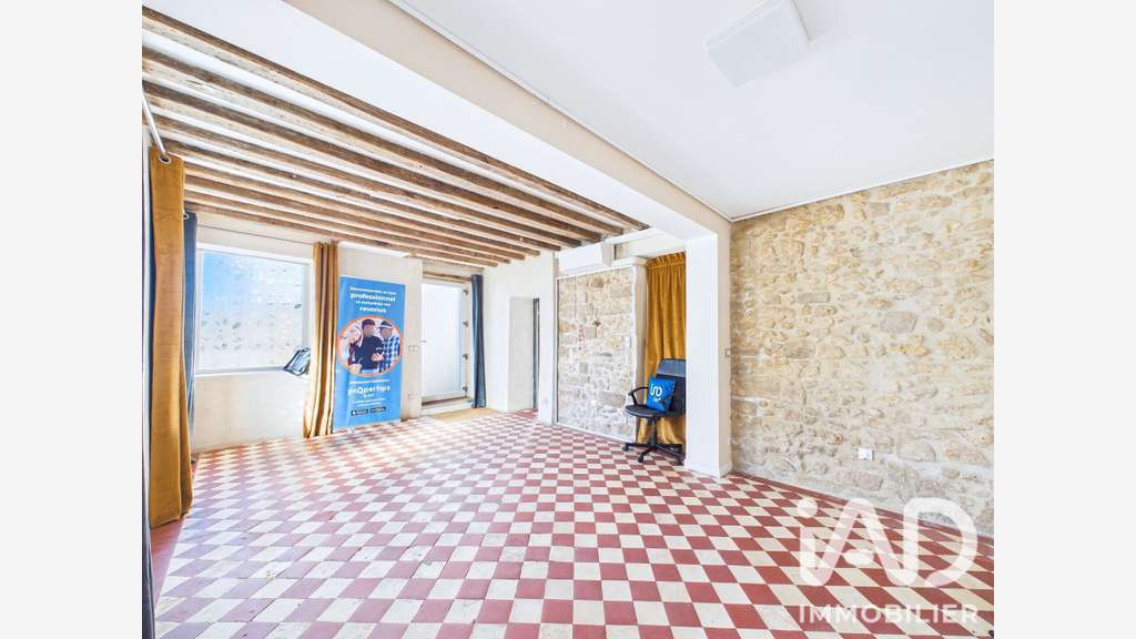 Vente local activité bureaux 36m² en angle à Avon