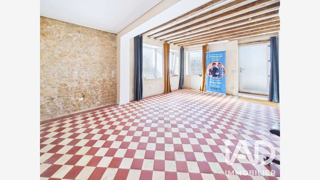Vente local activité bureaux 36m² en angle à Avon