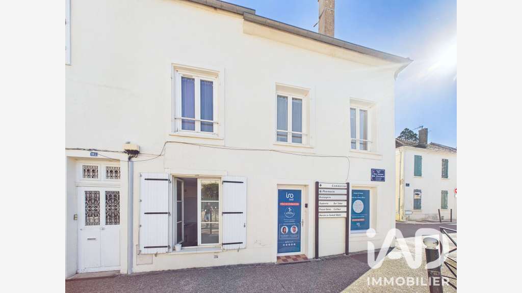 Vente local activité bureaux 36m² en angle à Avon