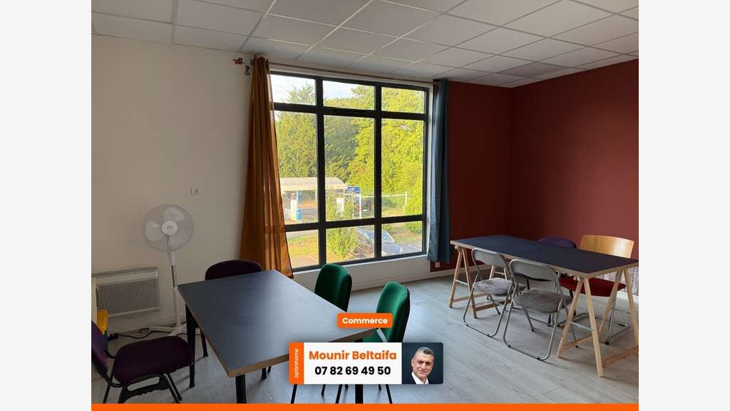 Vente local d'activité 260m² Bailly-Romainvilliers