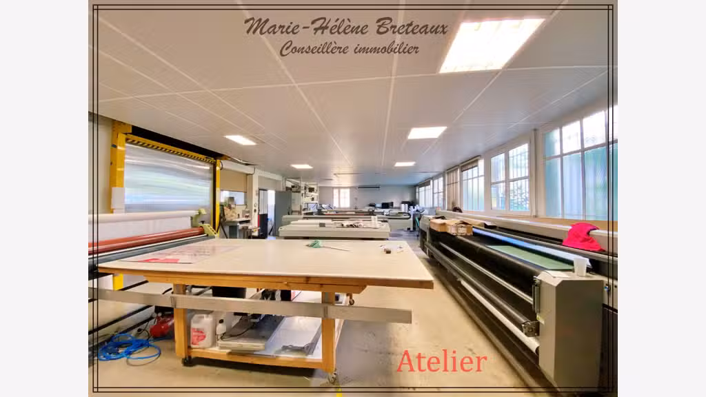 Local 1880m² à vendre zone classée ZRR à Barbaste