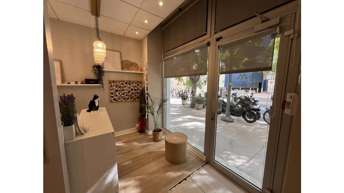Vente droit au bail local 73m² limitrophe Monaco