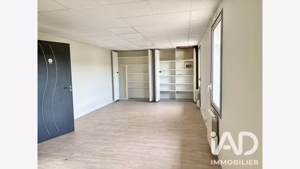 Vente ensemble commercial de 710m² à Beauvais