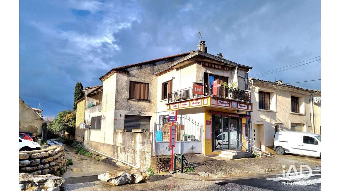 Murs commerciaux à Beauvoisin