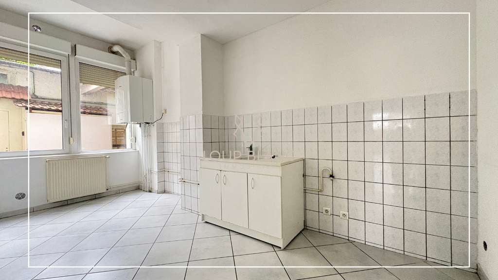 AV local commercial 125,5m² bien placé à Belfort