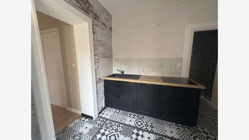 Vente local commercial et appartement T3 à Berck