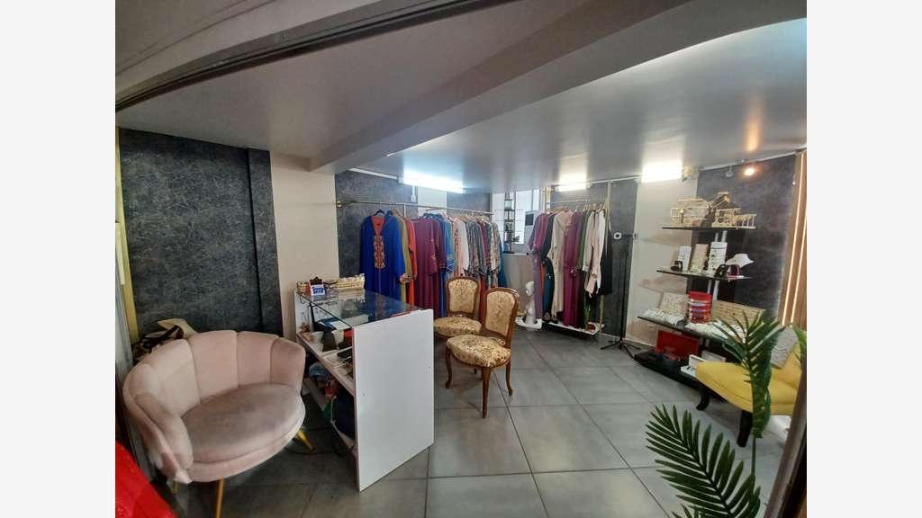 Vente local commercial en centre-ville de Béziers