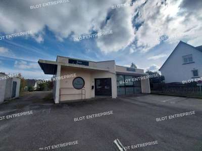 À VENDRE - LOCAL COMMERCIAL 243 m² - PLUMELIAU B