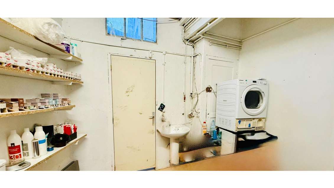 Vente local commercial 46m² à Bois-le-Roi