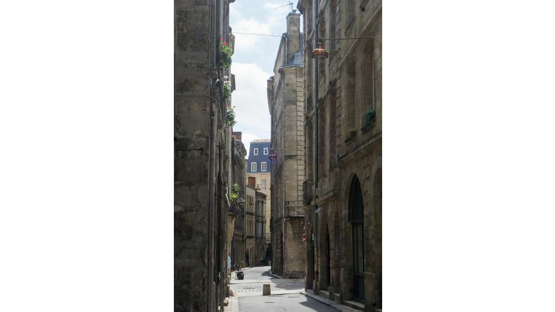 Local de stockage Rue des Capérans à Bordeaux