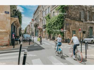 Vente murs loués  320m² Chartrons Bordeaux