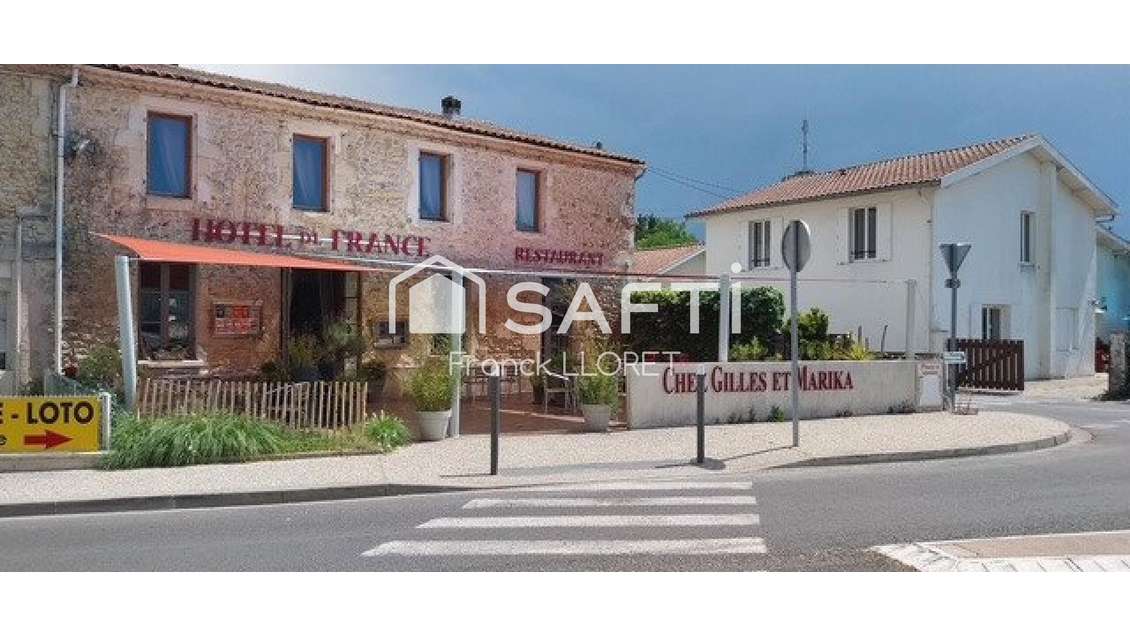 Immeuble commerciale de 537m² à fonction d'Hotel b