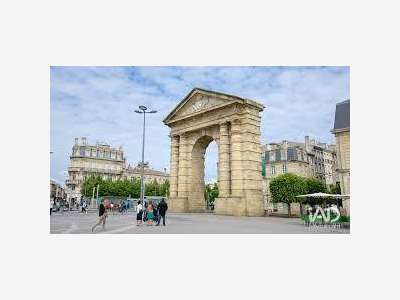 Vente murs commerciaux 30m² à Bordeaux Victoire