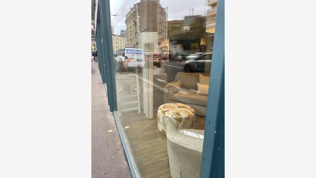 Cession doit au bail local de 55m² centre Boulogne