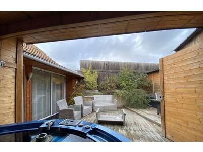 Vente Locaux commerciaux - Boutiques à Bourg-et-Comin