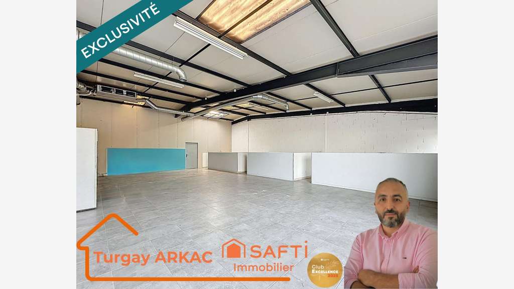 AV local commercial de 220m² à Bourgoin-Jallieu