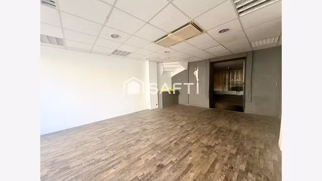 Vente local 81m² axe très passant de Bourgoin