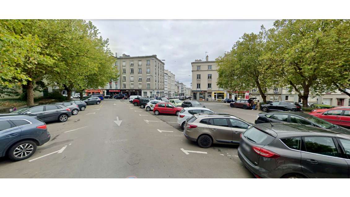 AV local commercial 73m² emplacement N°1 à Brest