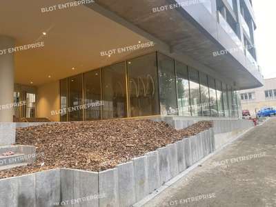 À VENDRE - LOCAL COMMERCIAL- 149 m² - BERST