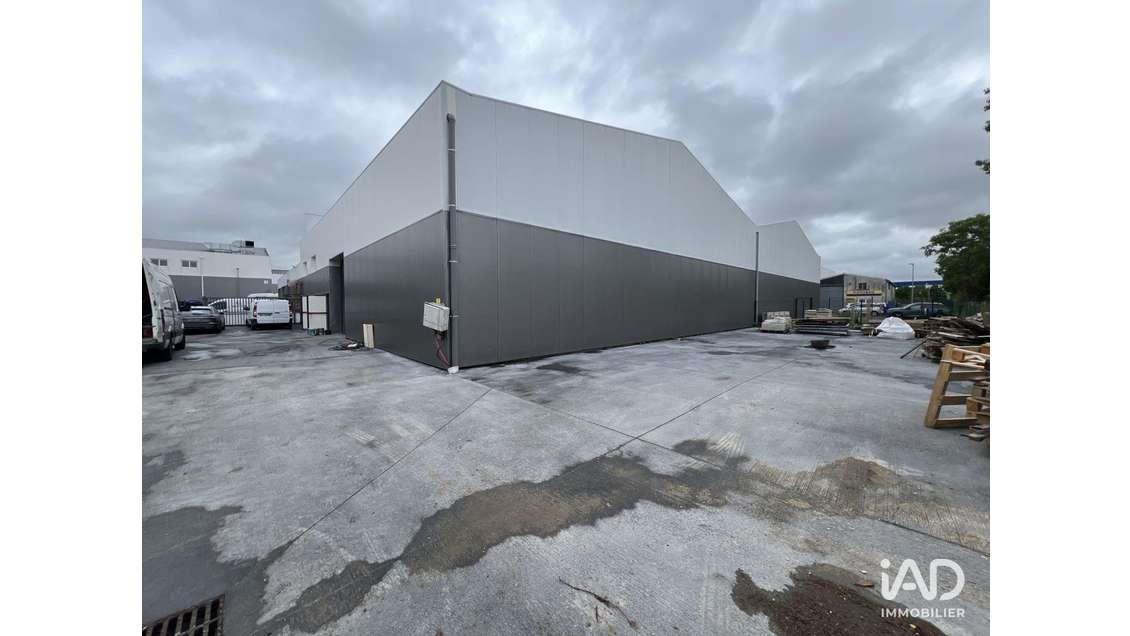 Vente local d'activité 481m² à Brie-Comte-Robert