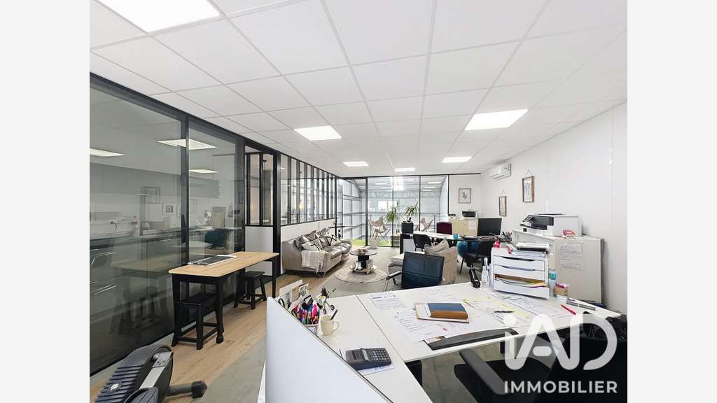 Vente local d'activité 192m² à Brie-Comte-Robert