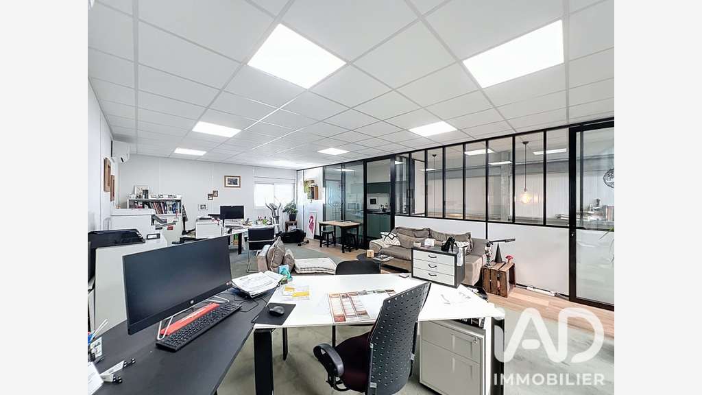 Vente local d'activité 192m² à Brie-Comte-Robert