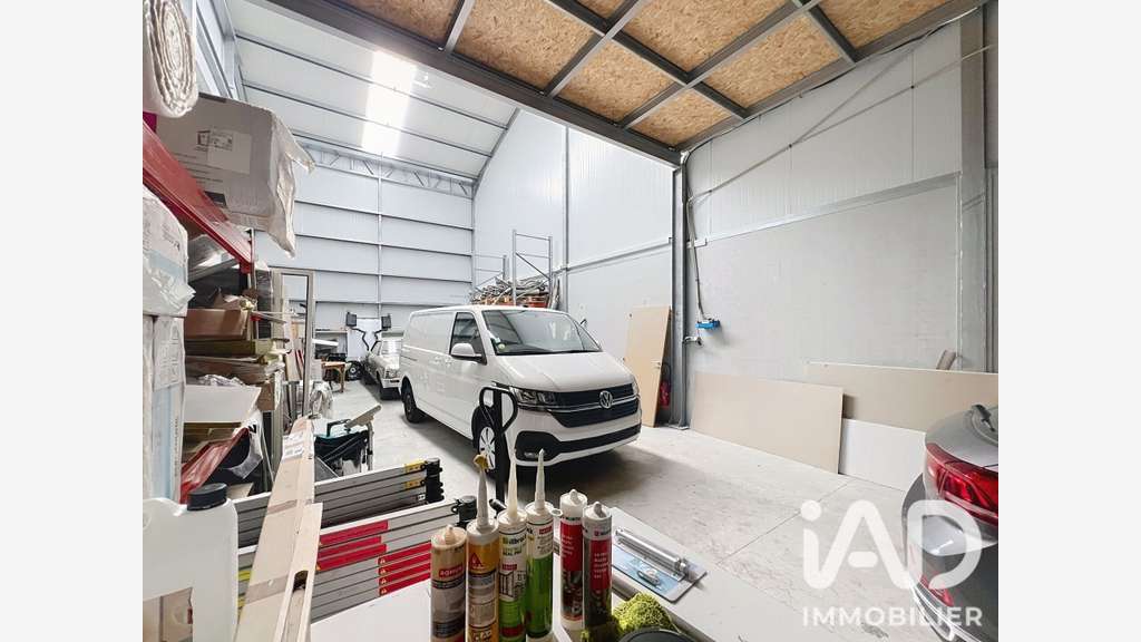 Vente local d'activité 192m² à Brie-Comte-Robert