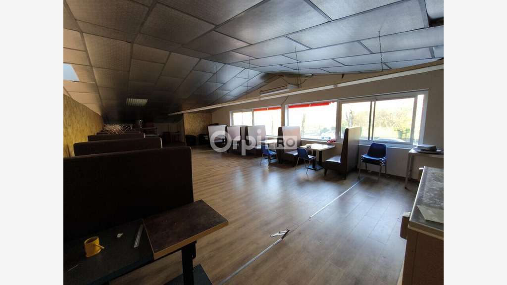 Vente local commercial 1150m² à Brive Ouest