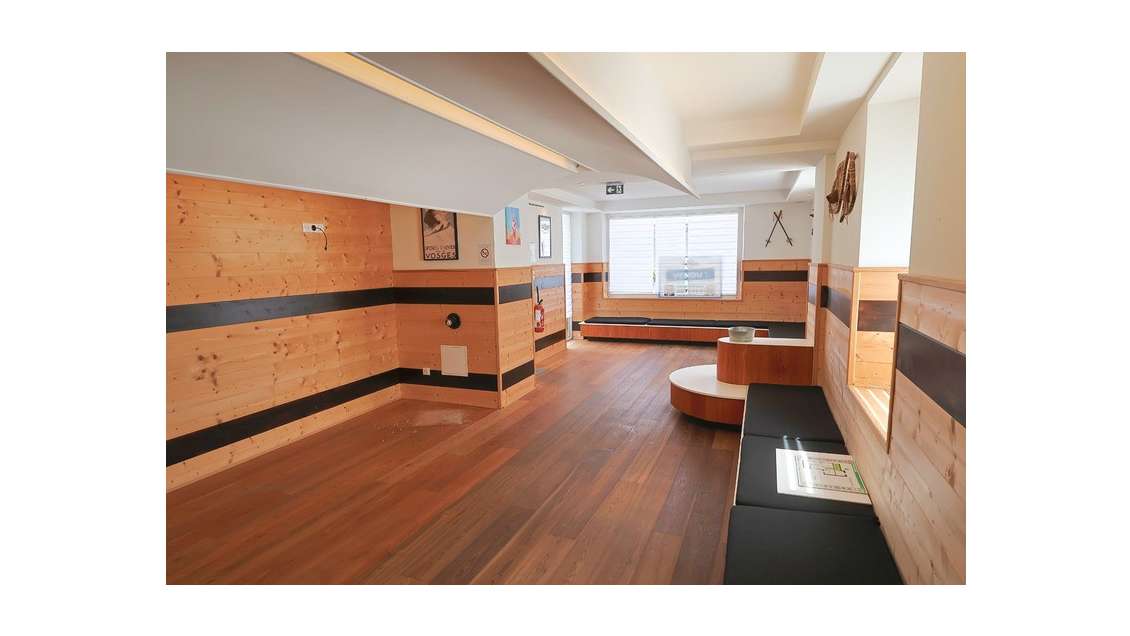 88540 BUSSANG - Local commercial de plain-pied