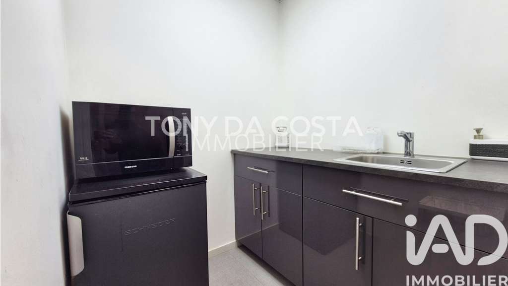 Vente local commercial 102m² à Bussy-Saint-Georges