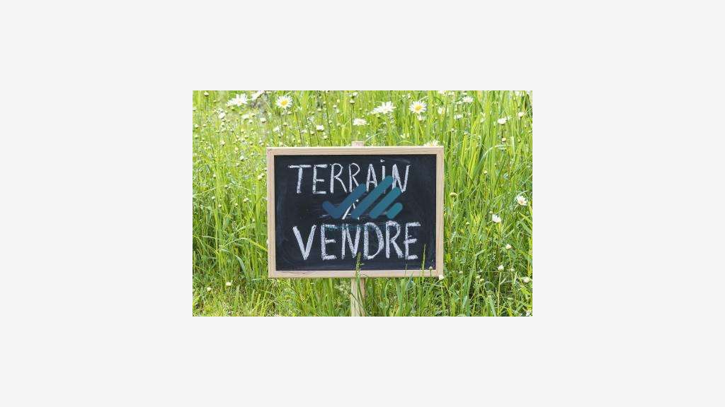 AV complexe avec terrain 1ha axe Caen Argentan