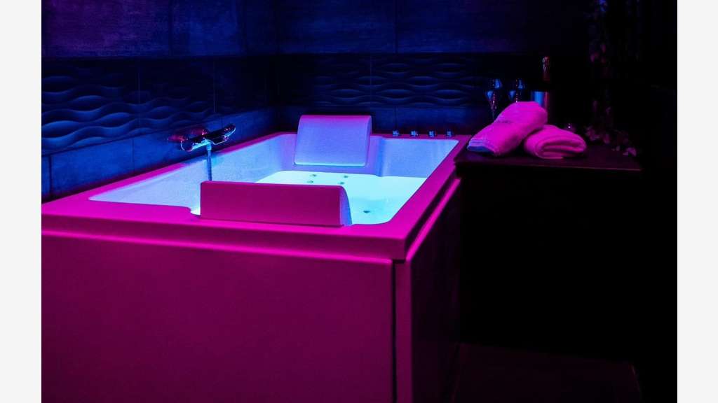 Vente local de 37m² concept Love Room à Caen