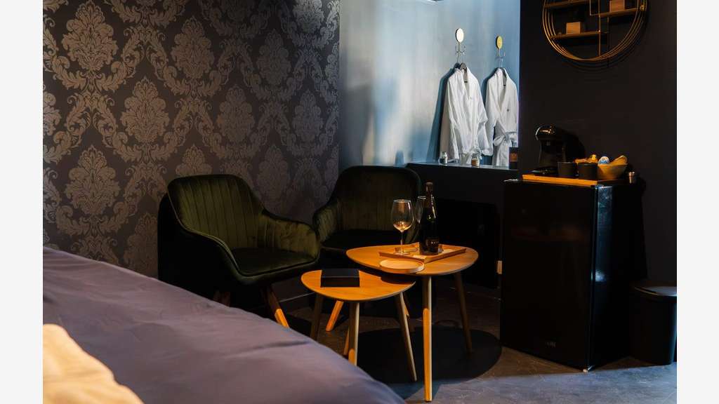 Vente local de 37m² concept Love Room à Caen
