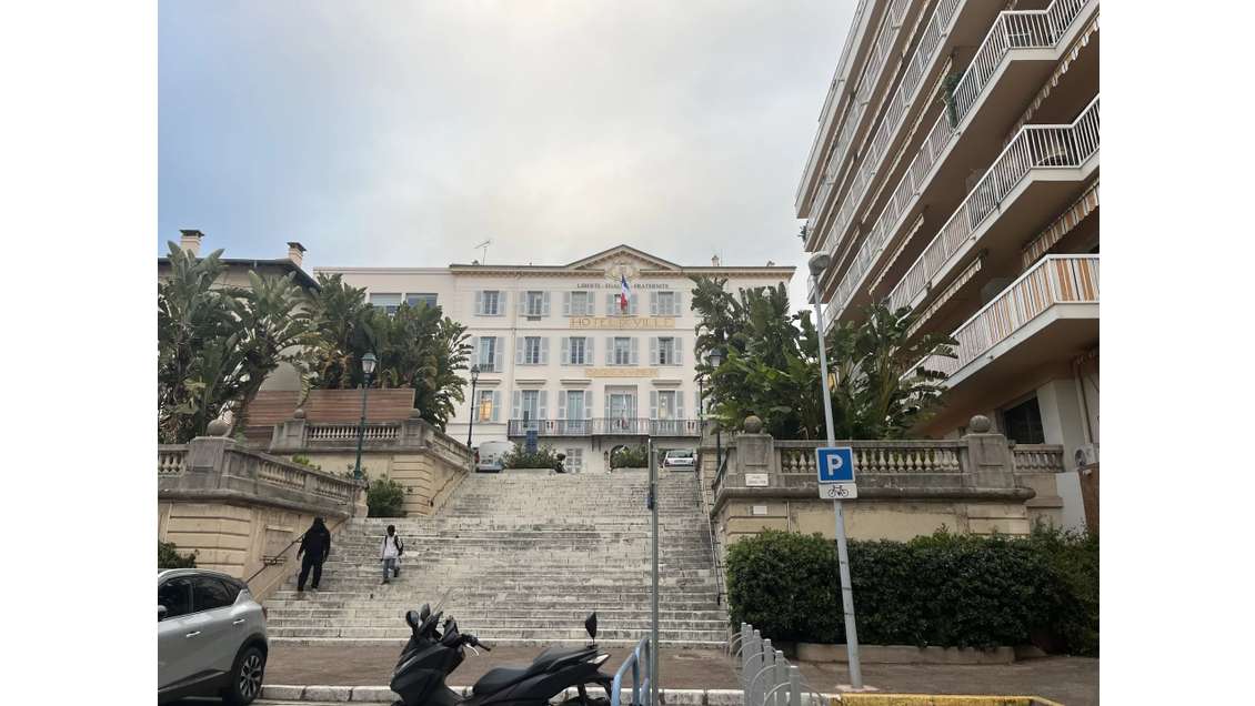 A vendre murs commerciaux 150m² à Cagnes sur Mer