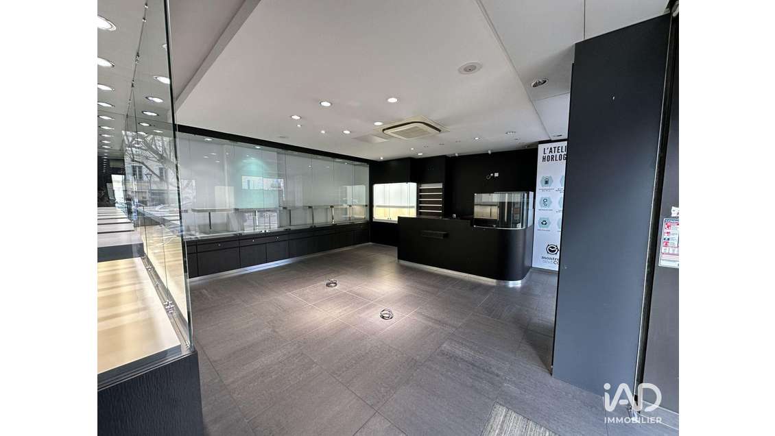 Murs commerciaux à Cahors