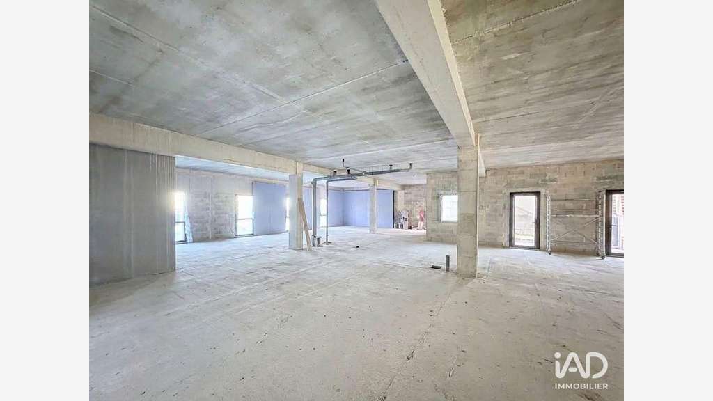 Vente local neuf 199m² à Cahors Plaine du Pal