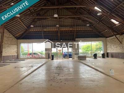 AV local commercial 800m² empl stratégique Candé