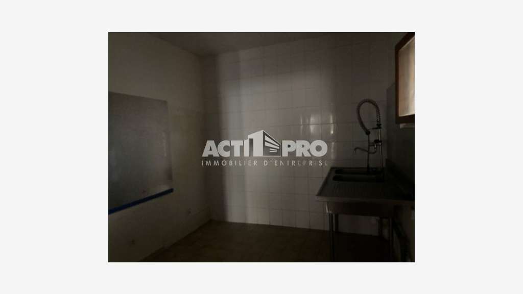 Vente local commercial 40m² à Canet-en-Roussillon
