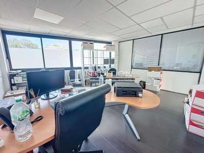 Vente Locaux commerciaux - Boutiques à Cannes