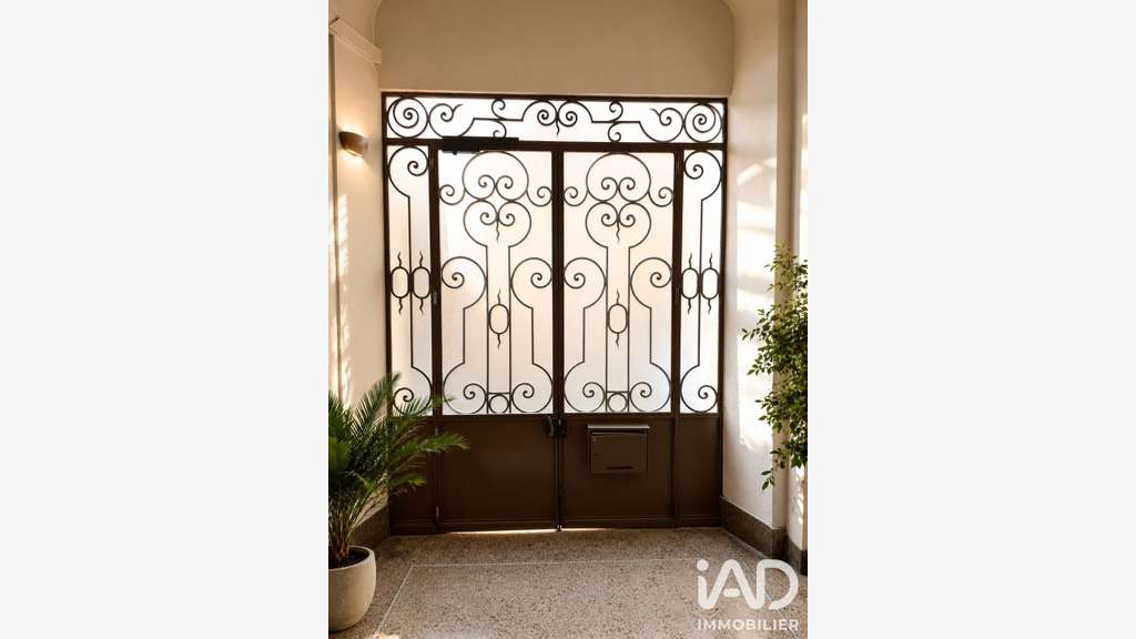 Vente local commercial 47m² à Cannes