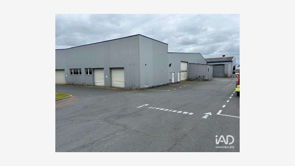 Vente bâtiment industriel 450m² à Carpiquet