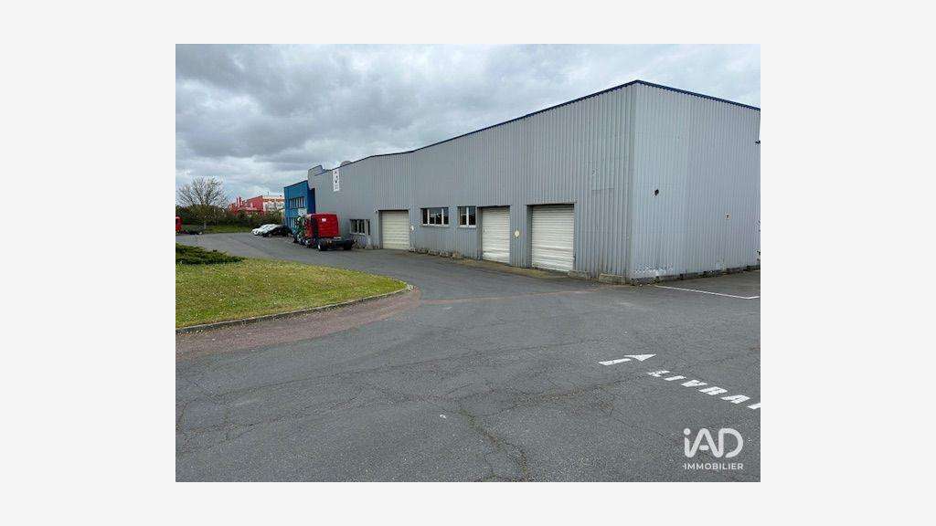 Vente bâtiment industriel 450m² à Carpiquet