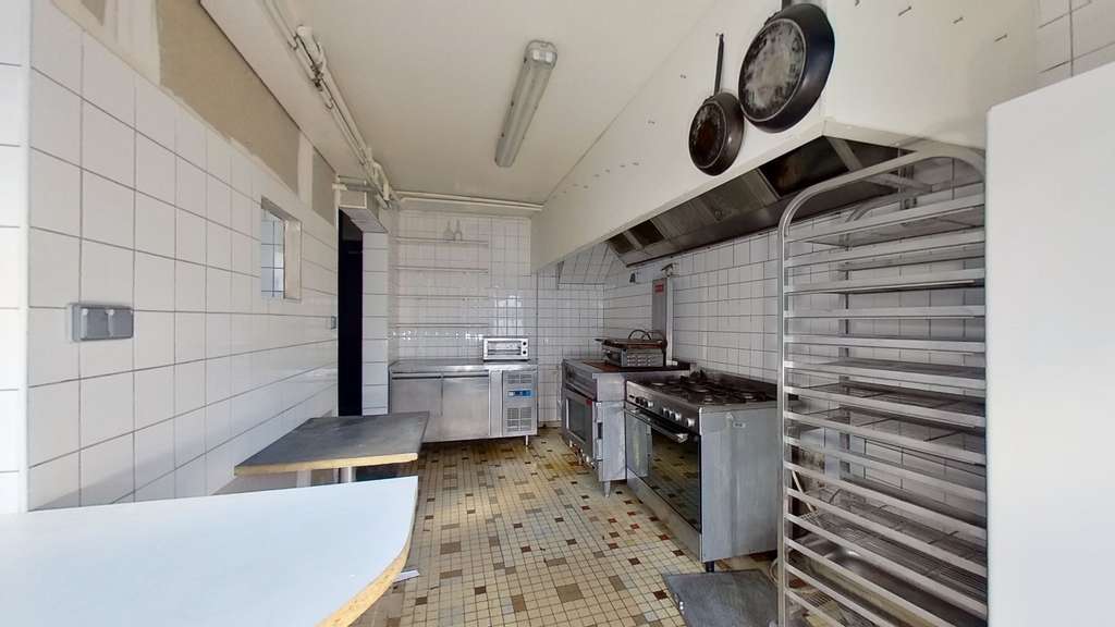 A vendre grande maison de charme à Carrouges