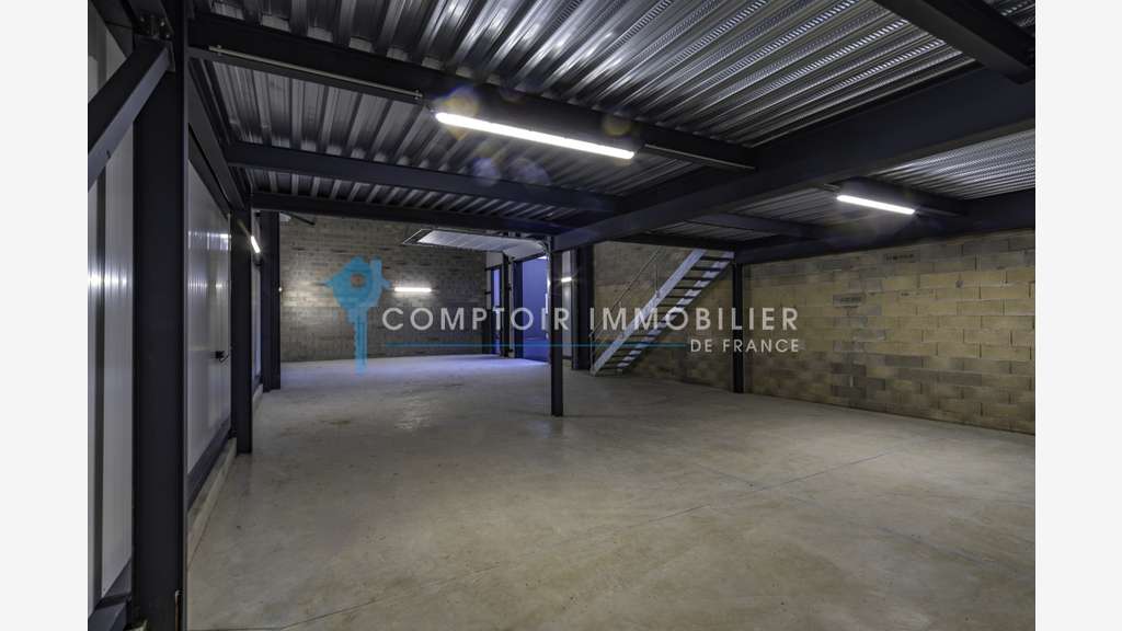 Bâtiment industriel à vendre à 30min de Toulouse