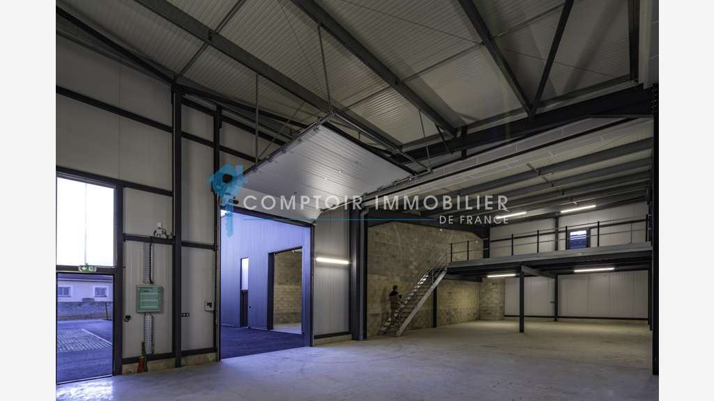 Bâtiment industriel à vendre à 30min de Toulouse