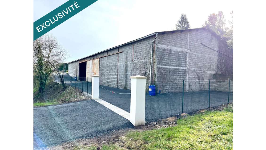 Vente bâtiment 675m² sur 1427m² à Castillonnès
