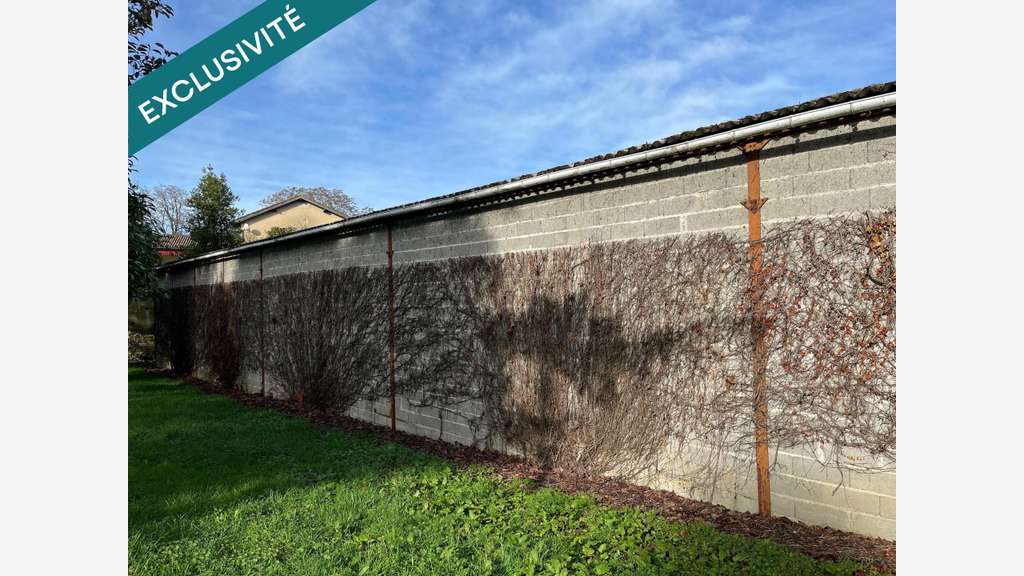 Vente bâtiment 675m² sur 1427m² à Castillonnès