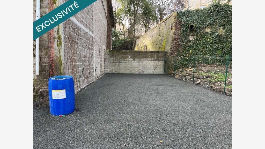 Vente bâtiment 675m² sur 1427m² à Castillonnès